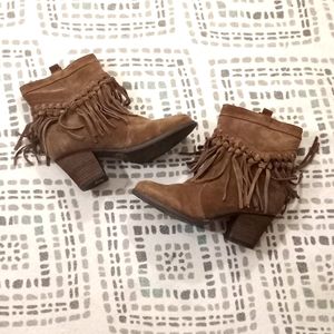 Sbicca Sound fring boots size 7